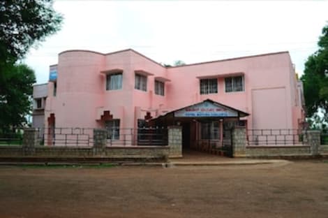 

KSTDC Hotel Mayura Chalukya Badami