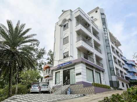 

OYO 10565 Hotel Mira International