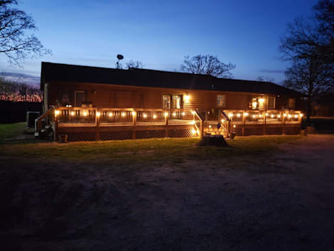 

Big Cedar Bed and Breakfast