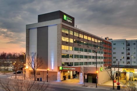 dc hotels spring silver hotel washington center reed walter medical lastminute army inn express holiday