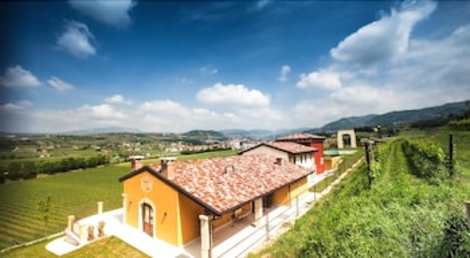 

La Fonte degli Dei Wine Relais Adults Only