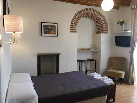 

Loap Hospitality Loft & Apartments