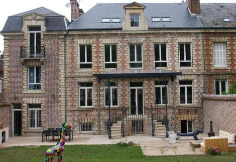 

Le Rhino Rayé
