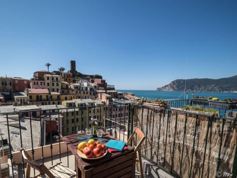 Apartment Lassu Apartment With View Vernazza, Italy - book now, 2023 prices