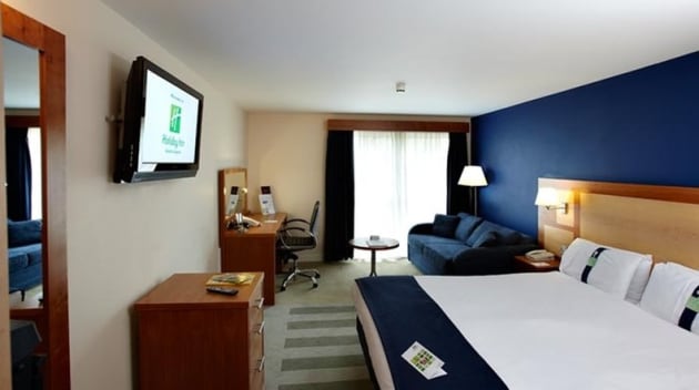 Holiday Inn Bristol Airport Park Stay And Go www.lastminute.com