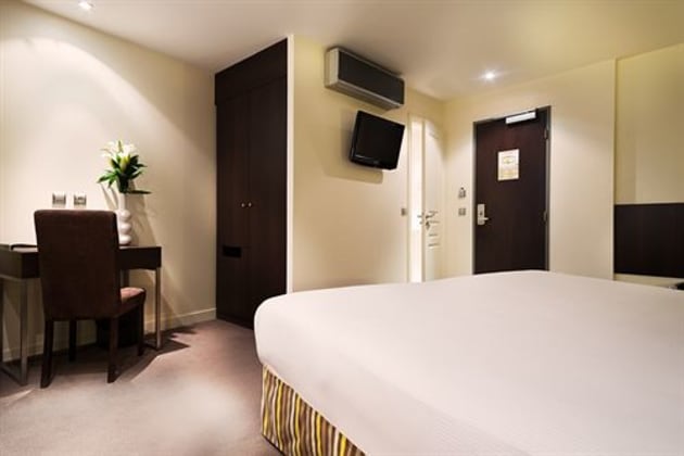 Hotel Arc de Triomphe (Paris) from £87 | lastminute.com