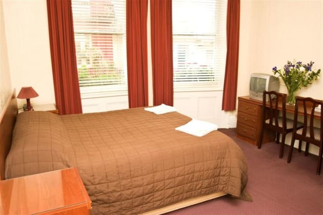Brighton Breeze Hotel 1