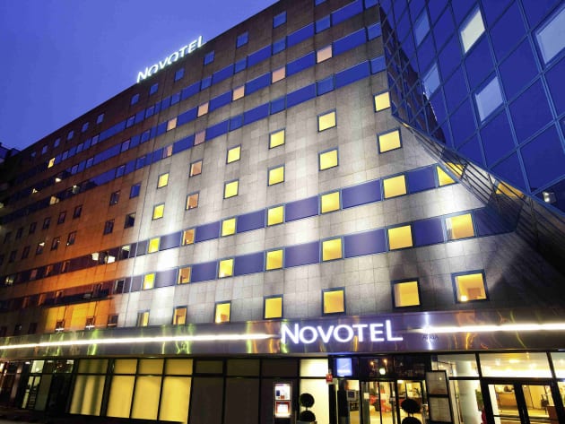 hotel f1 noisy le grand champs de