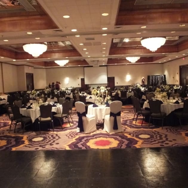 Crowne Plaza HICKORY Hotel (Hickory) from £93