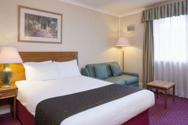 Holiday Inn READING WEST Hotel  Reading  from   52 lastminute com