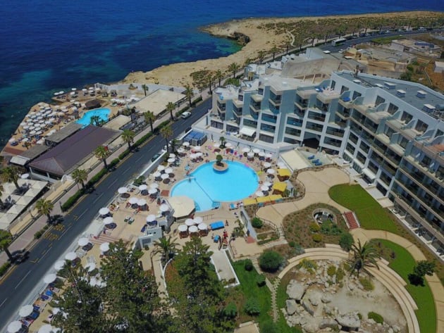 dolmen hotel malta