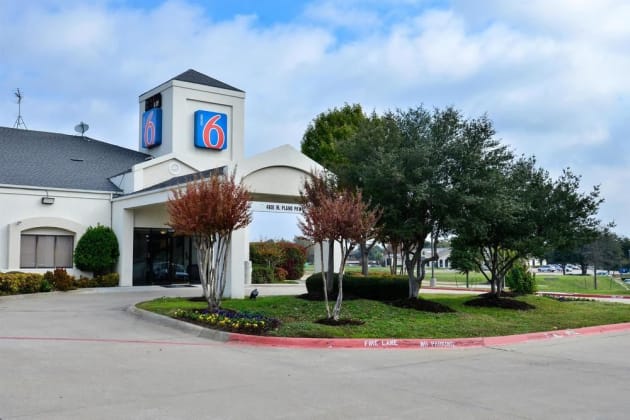 last minute hotel deals frisco tx