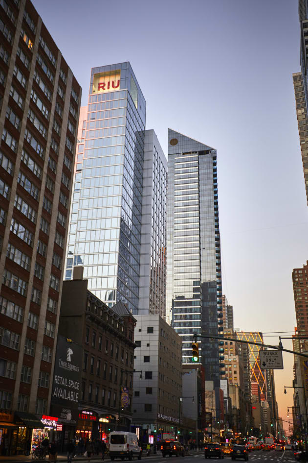 Riu Plaza New York Times Square Hotel (New York) from £208 | lastminute.com