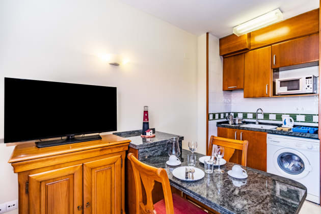 Appart''hôtel Sunway Playa Golf Hotel (Sitges) à partir de ...