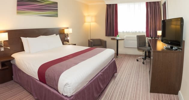 Holiday Inn Slough Windsor Hotel Slough From £56 0887