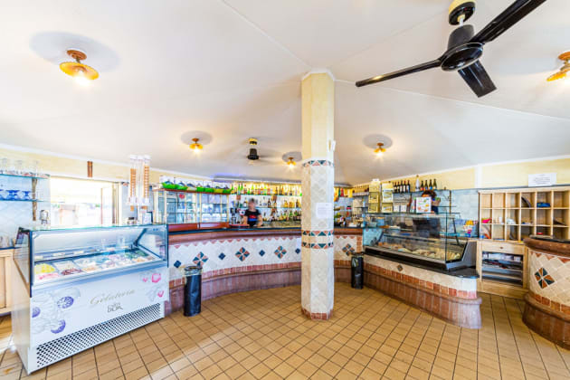 Hotel L’Esagono (San Teodoro) from £59 | lastminute.com