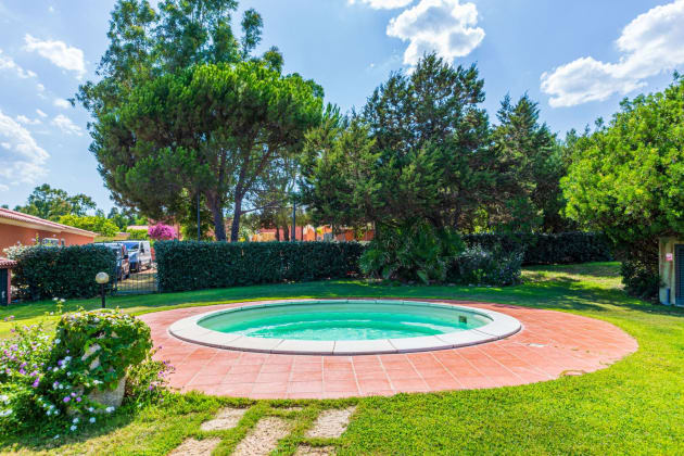 Hotel L’Esagono (San Teodoro) from £59 | lastminute.com