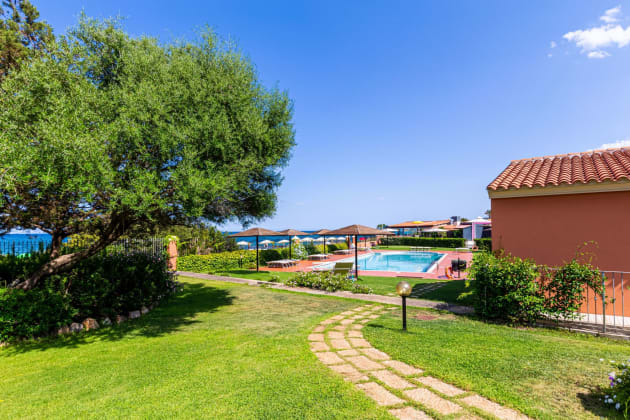 Hotel L’Esagono (San Teodoro) from £59 | lastminute.com