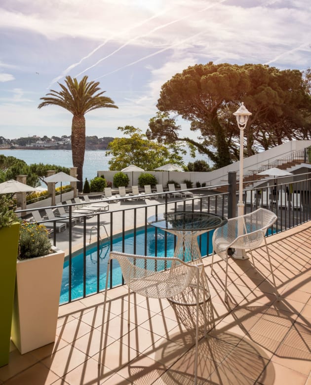 Hotel Ilunion Caleta Park (Sagaro) desde 76€ - Rumbo