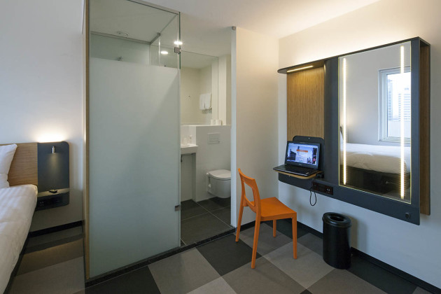Easy Hotel Arena Boulevard Amsterdam Easy Hotel Arena Boulevard Amsterdam
