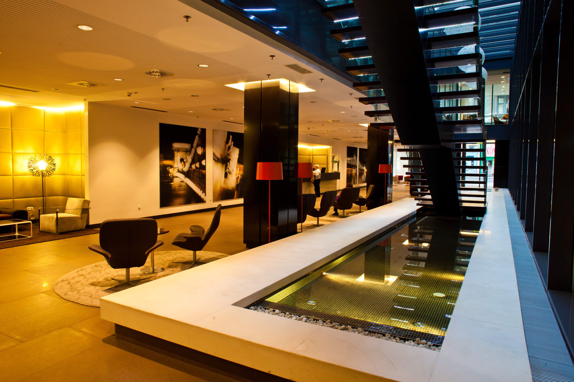 Exe Budapest Center 4