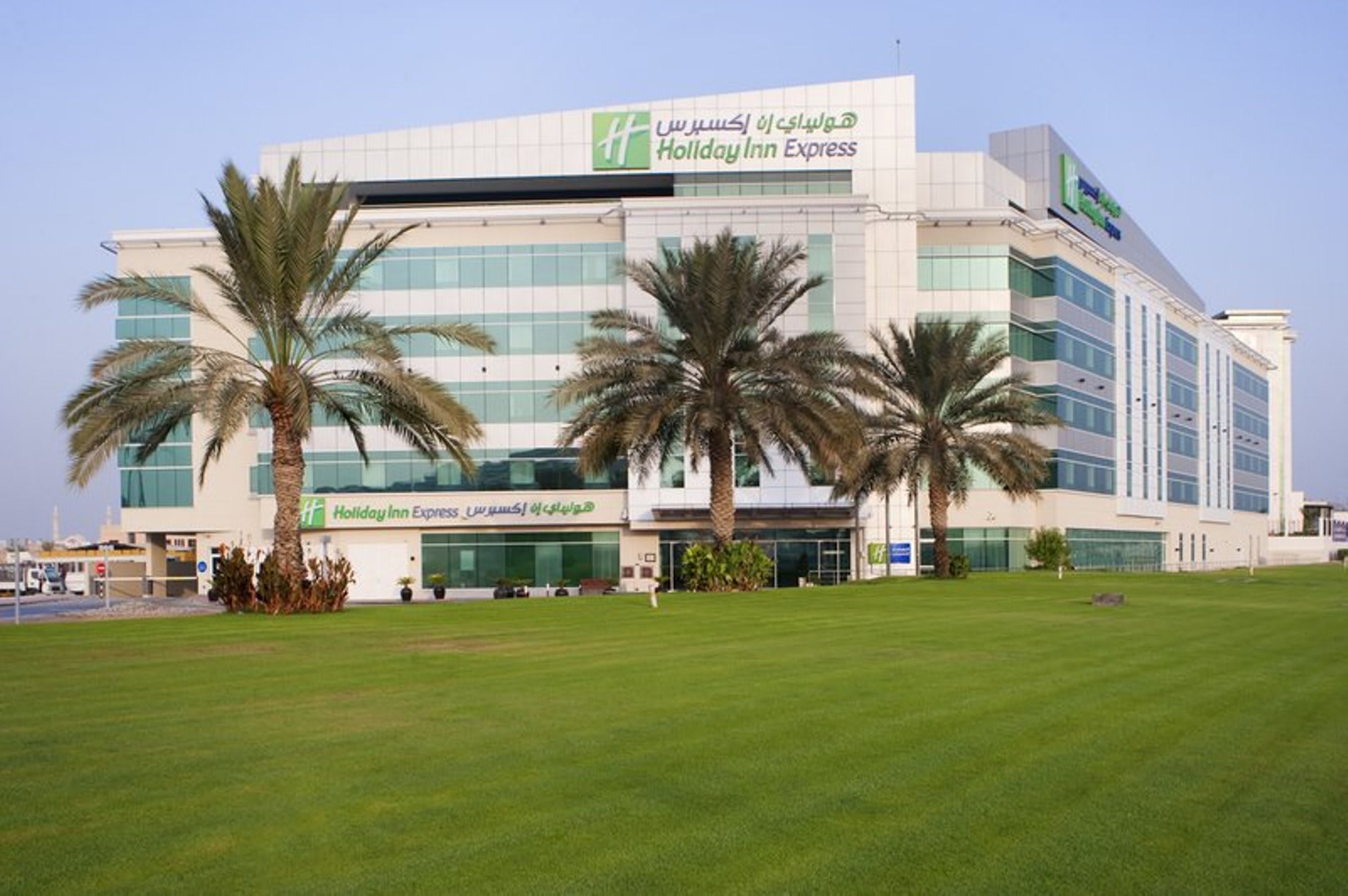 Holiday Inn Express DUBAI AIRPORT by IHG 2
