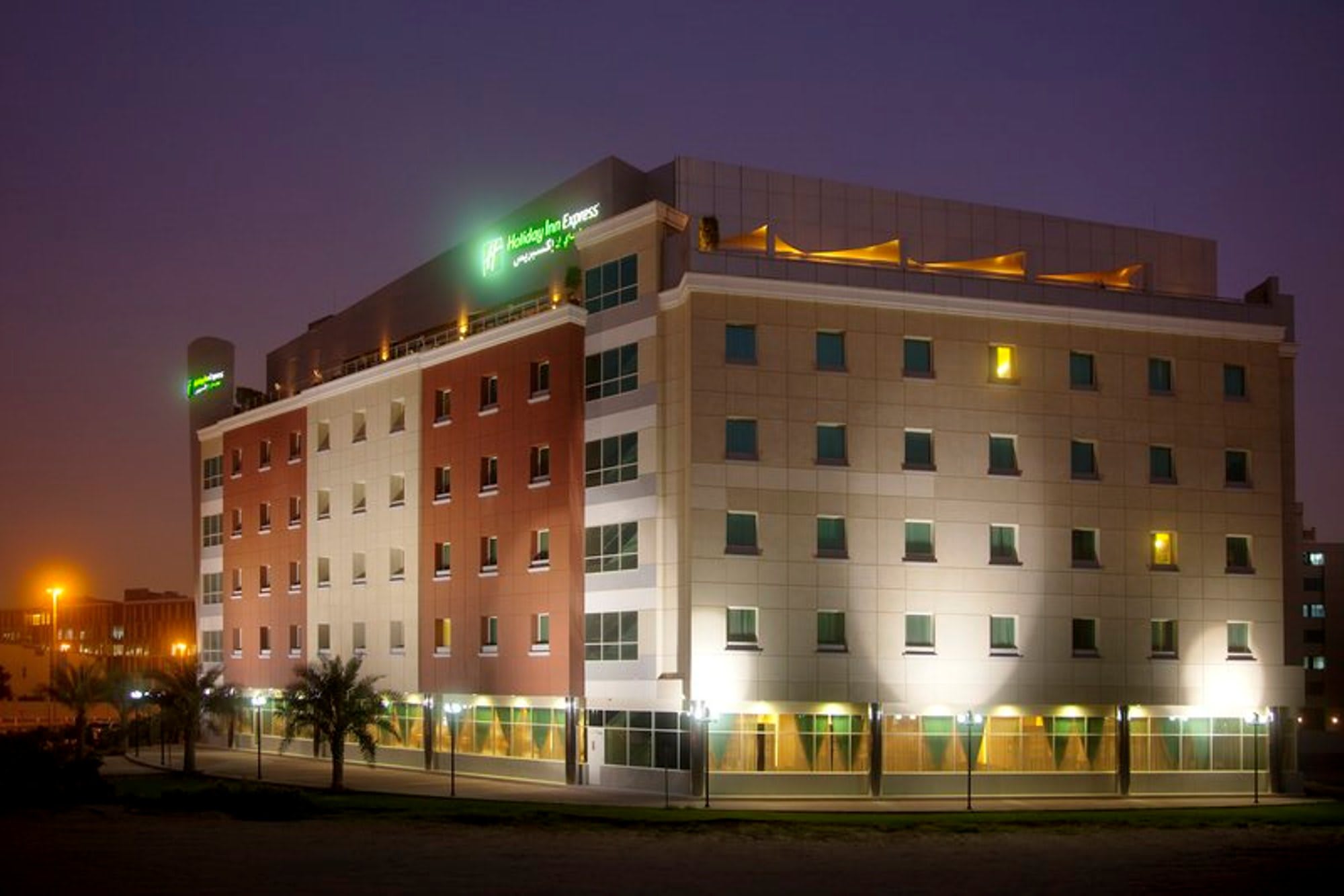 Holiday Inn Express DUBAI - INTERNET CITY by IHG 2