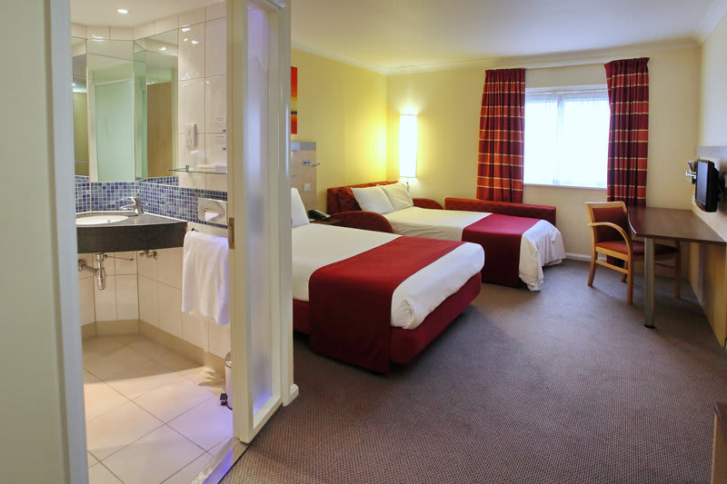 Holiday Inn Express SOUTHAMPTON M27, JCT.7 by IHG 2