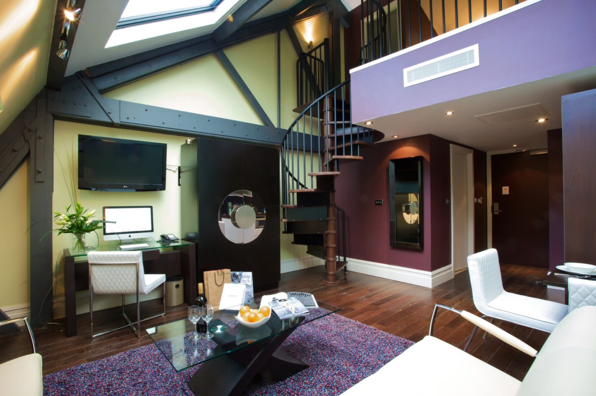 Roomzzz Manchester City 5