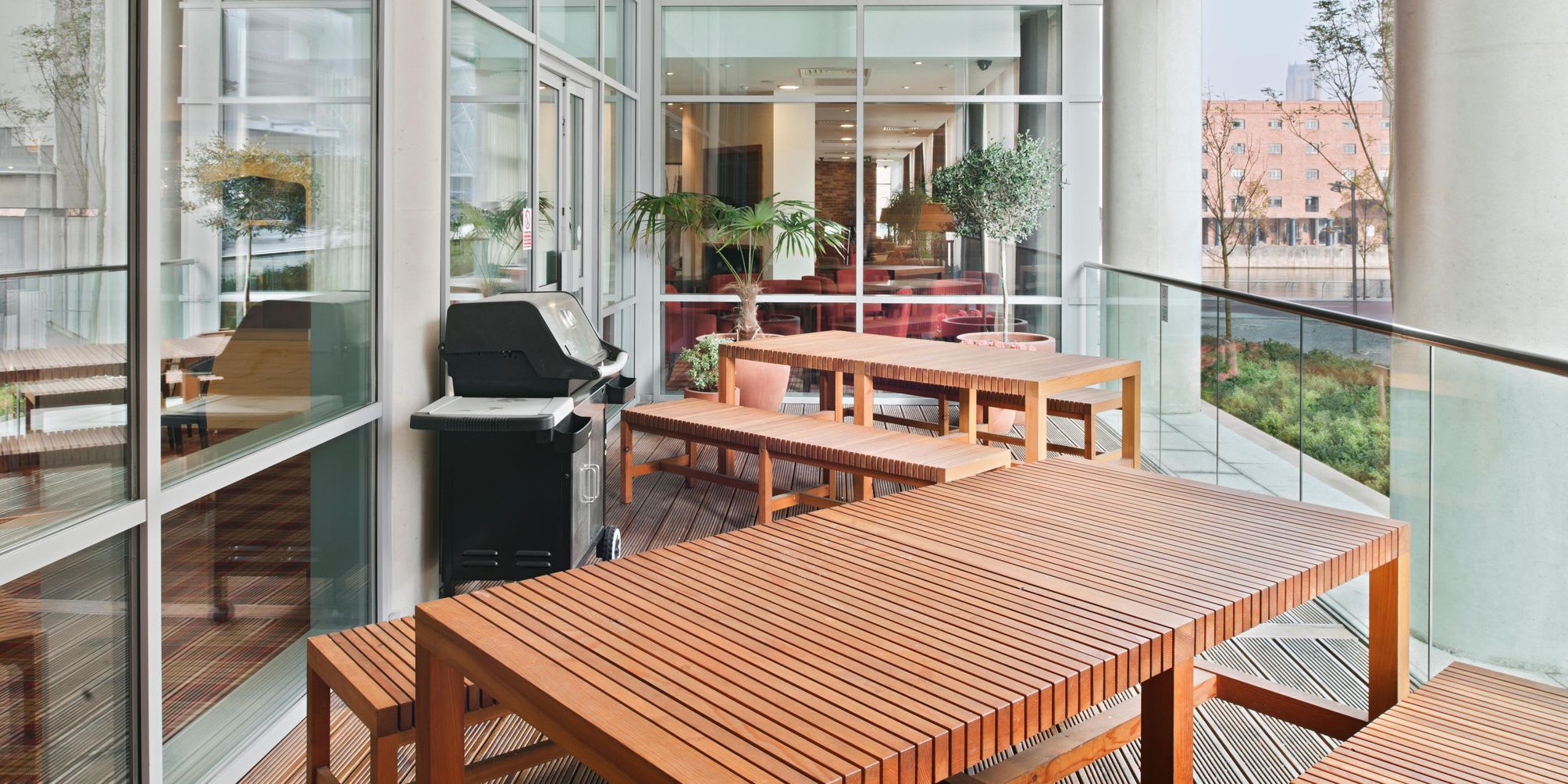 Staybridge Suites LIVERPOOL by IHG 1