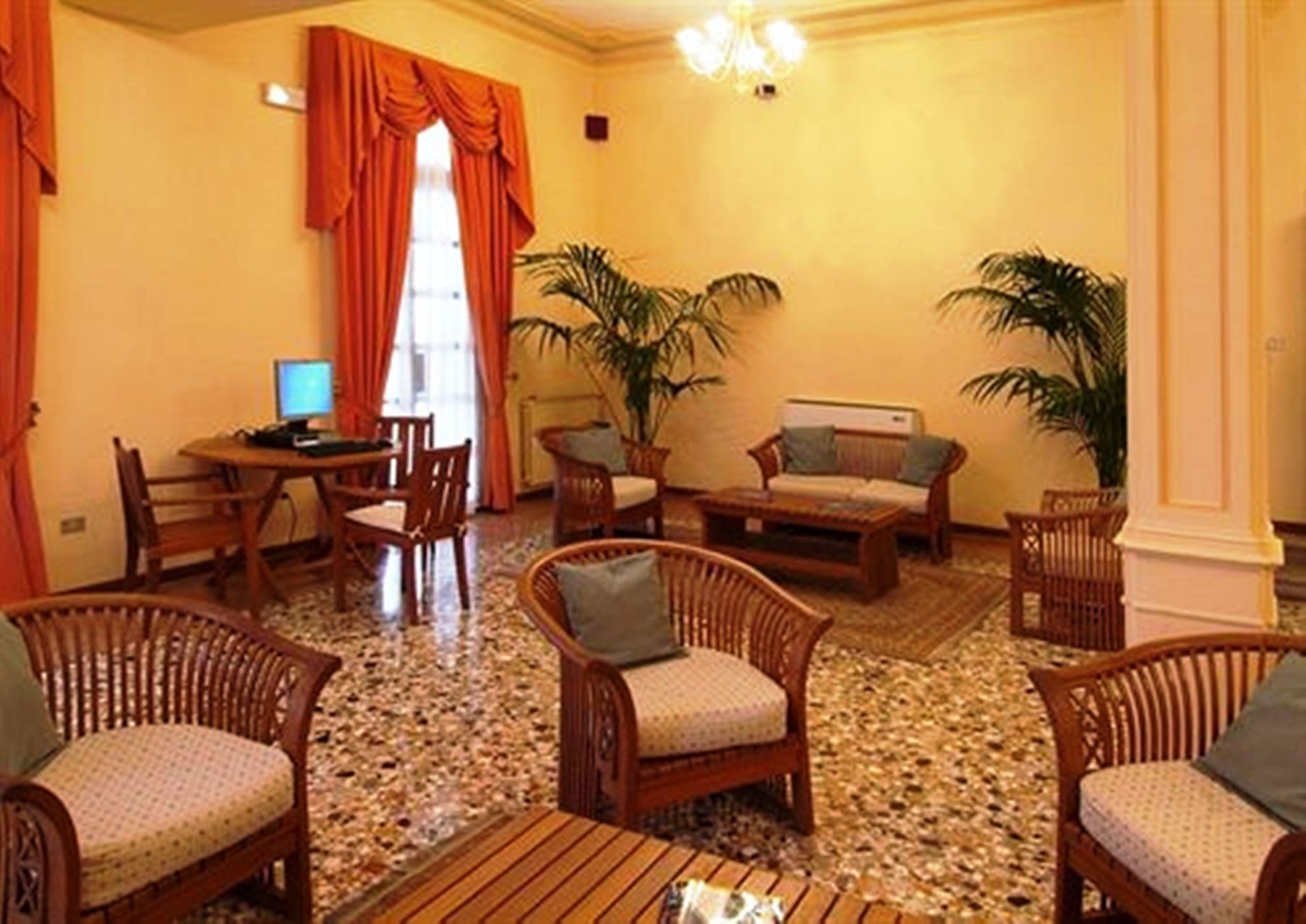 Hotel & Residence Venezia 2000 3