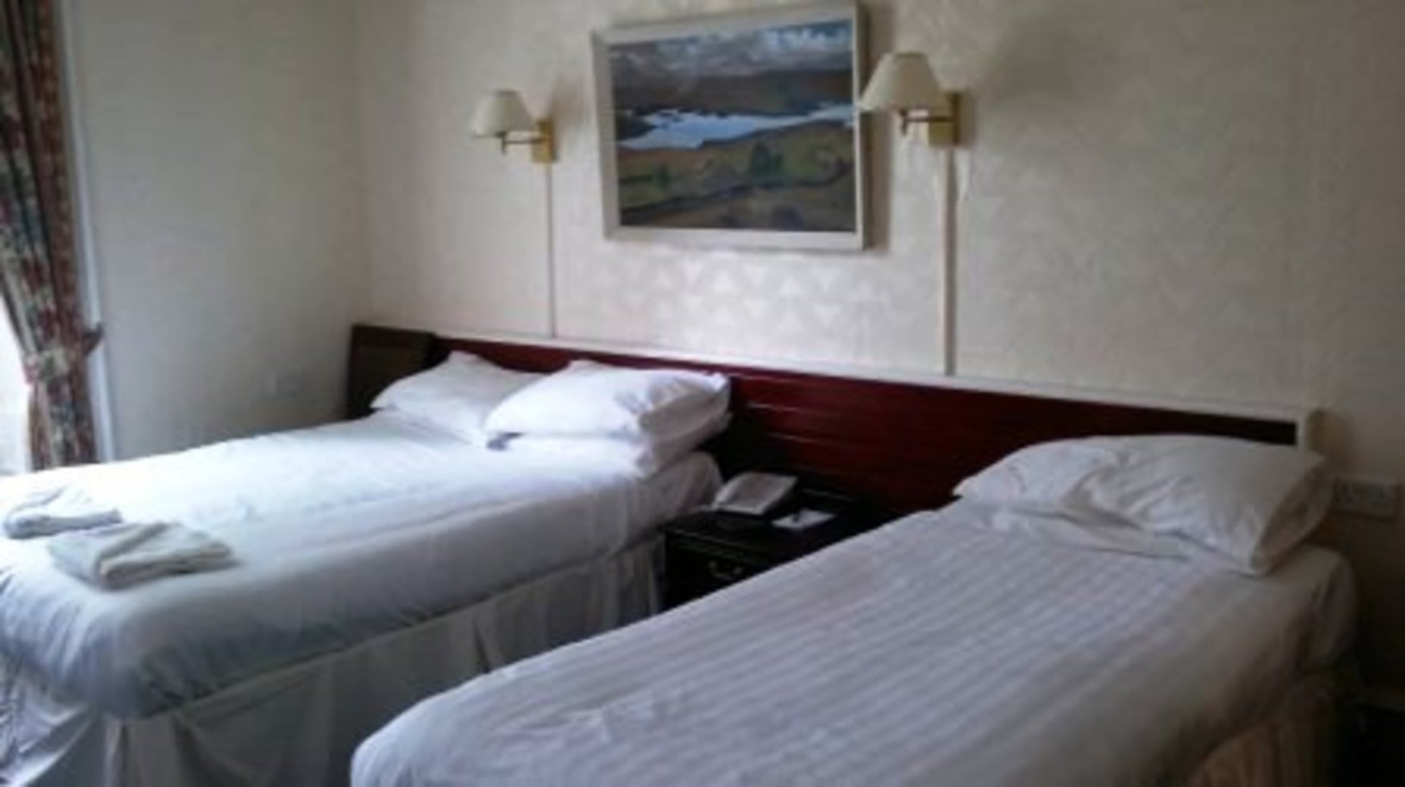 Cairn Hotel & Apartments 5