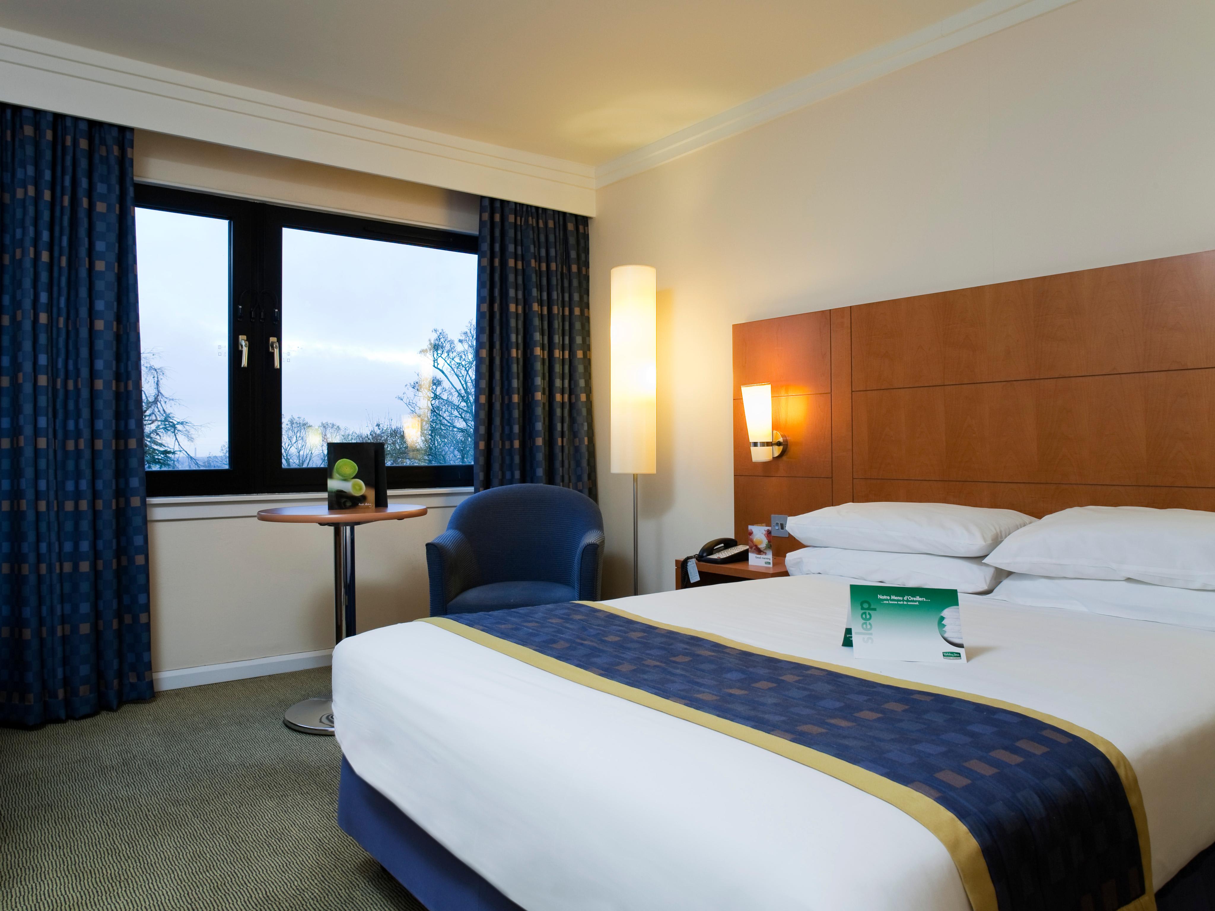 Holiday Inn Express EDINBURGH - CITY WEST by IHG 1