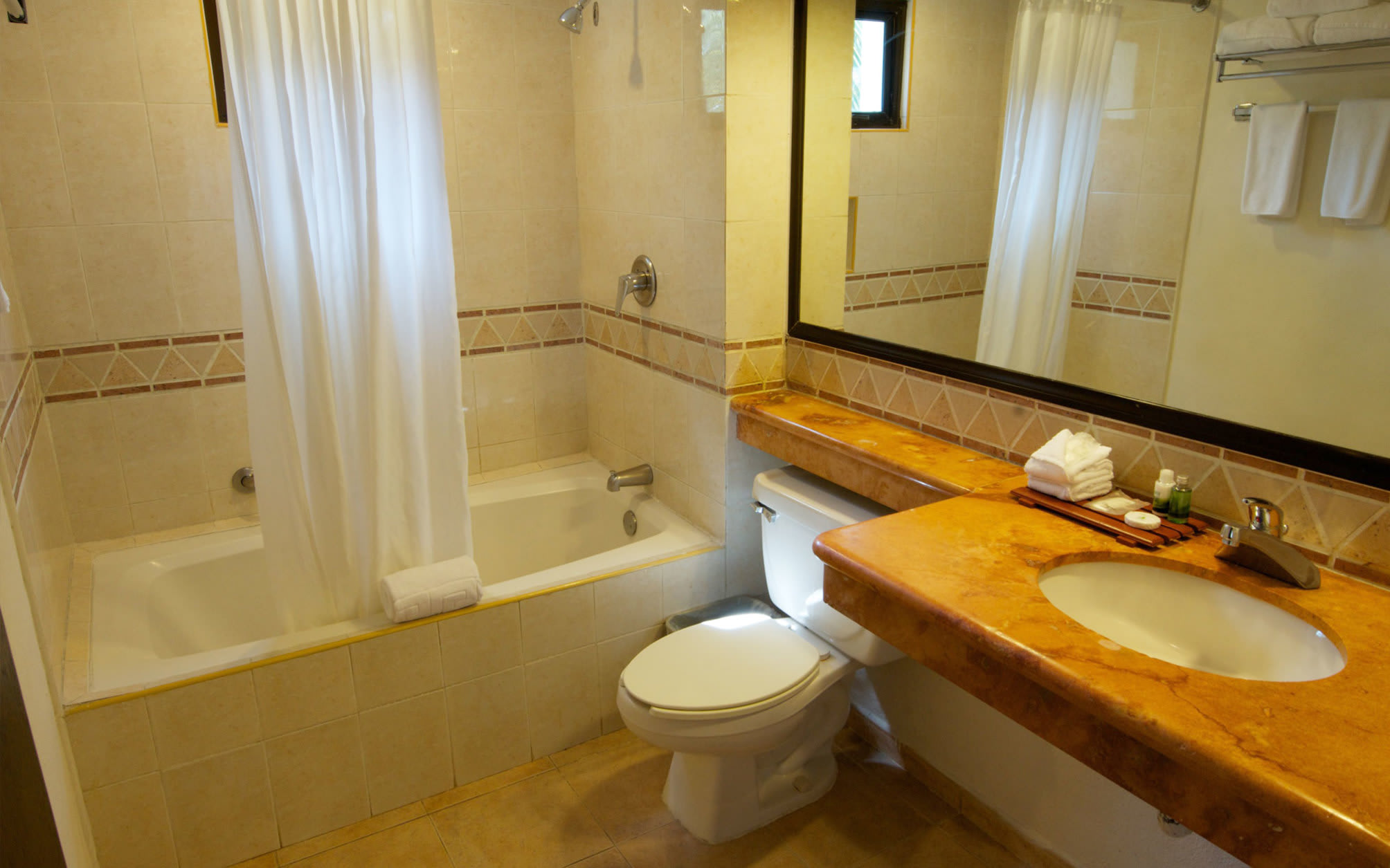 The Reef Playacar Beach Resort & Spa-Optional All Inclusive 2