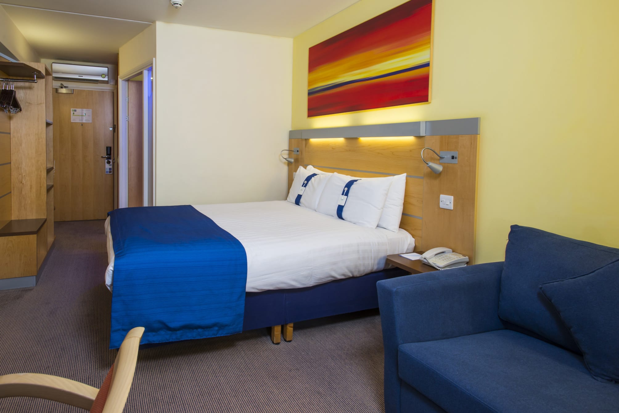 Holiday Inn Express EDINBURGH - ROYAL MILE by IHG 2