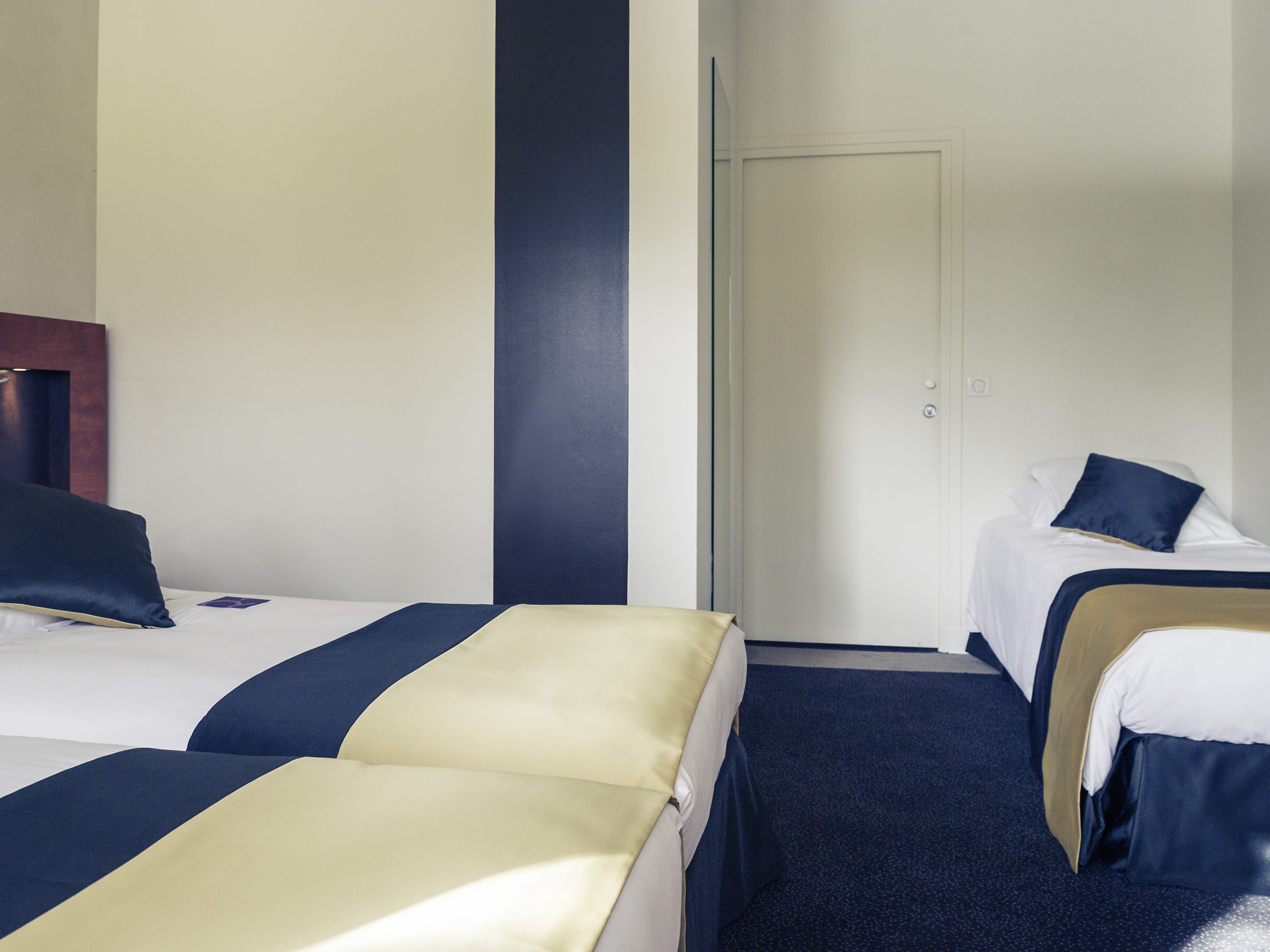 Mercure Maurepas Saint Quentin 1