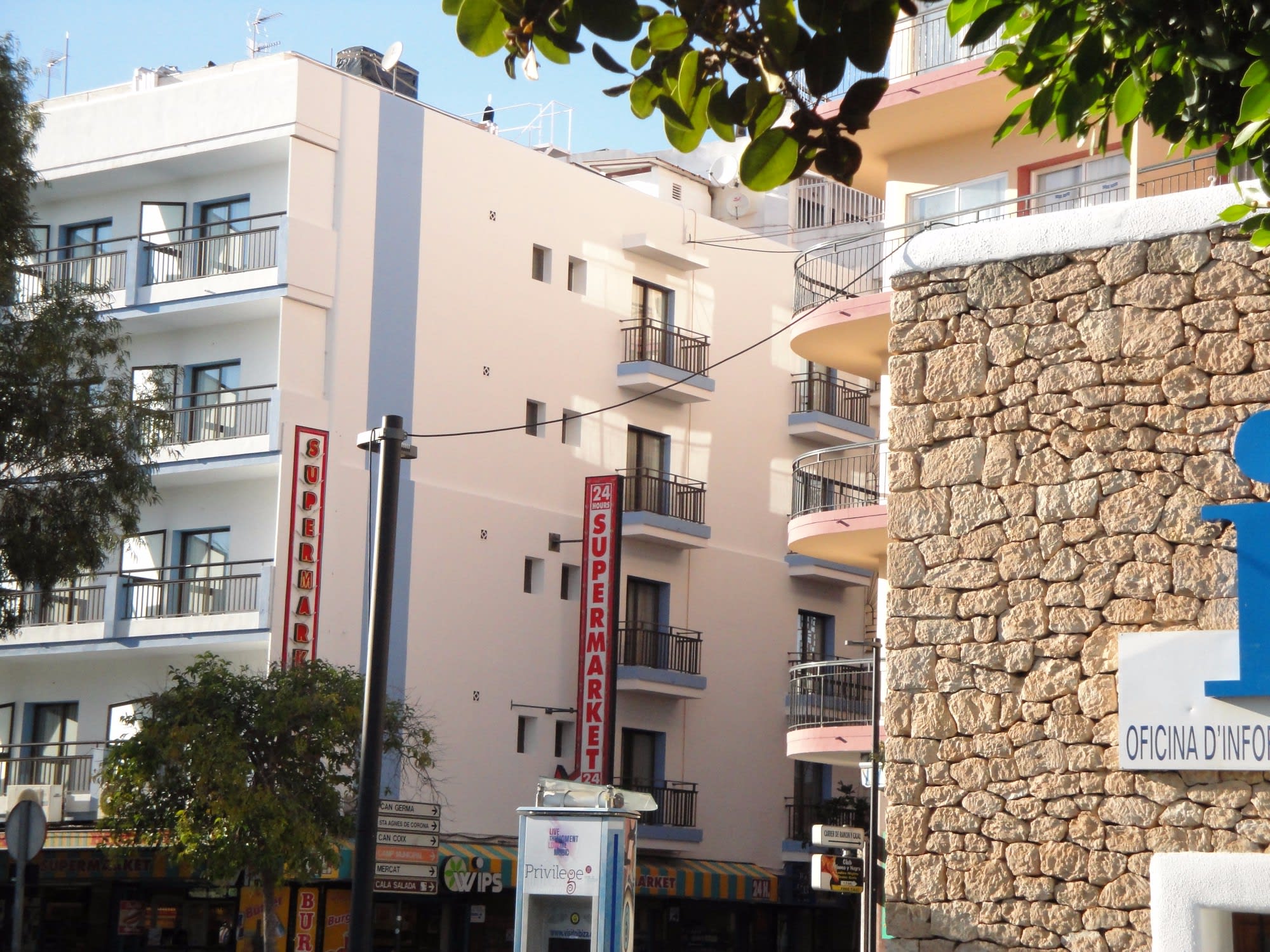 The Blue Apartments - Adults Only 2