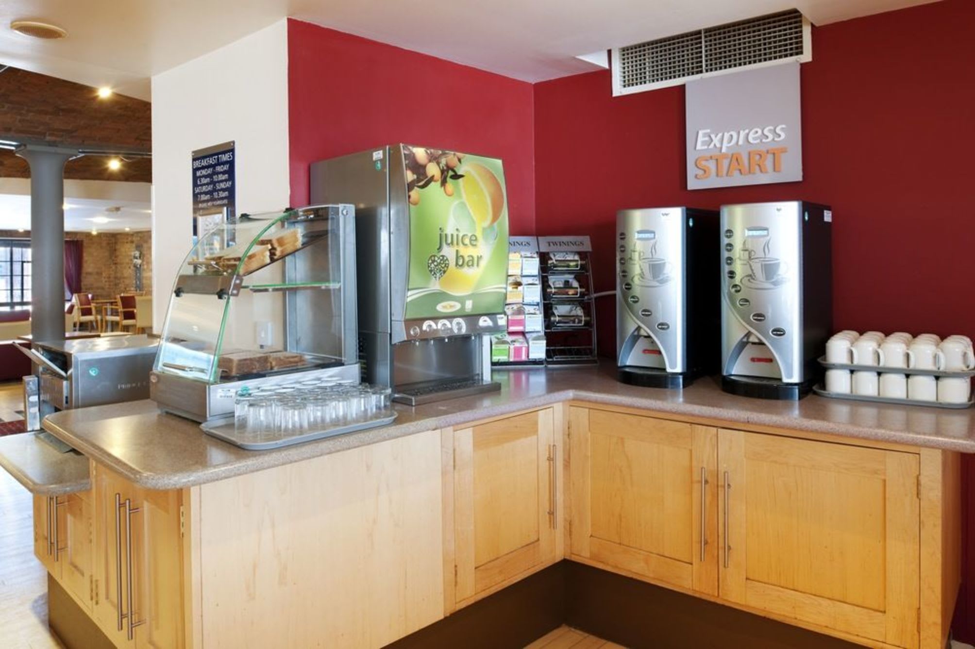 Holiday Inn Express LIVERPOOL - ROYAL ALBERT DOCK by IHG 5