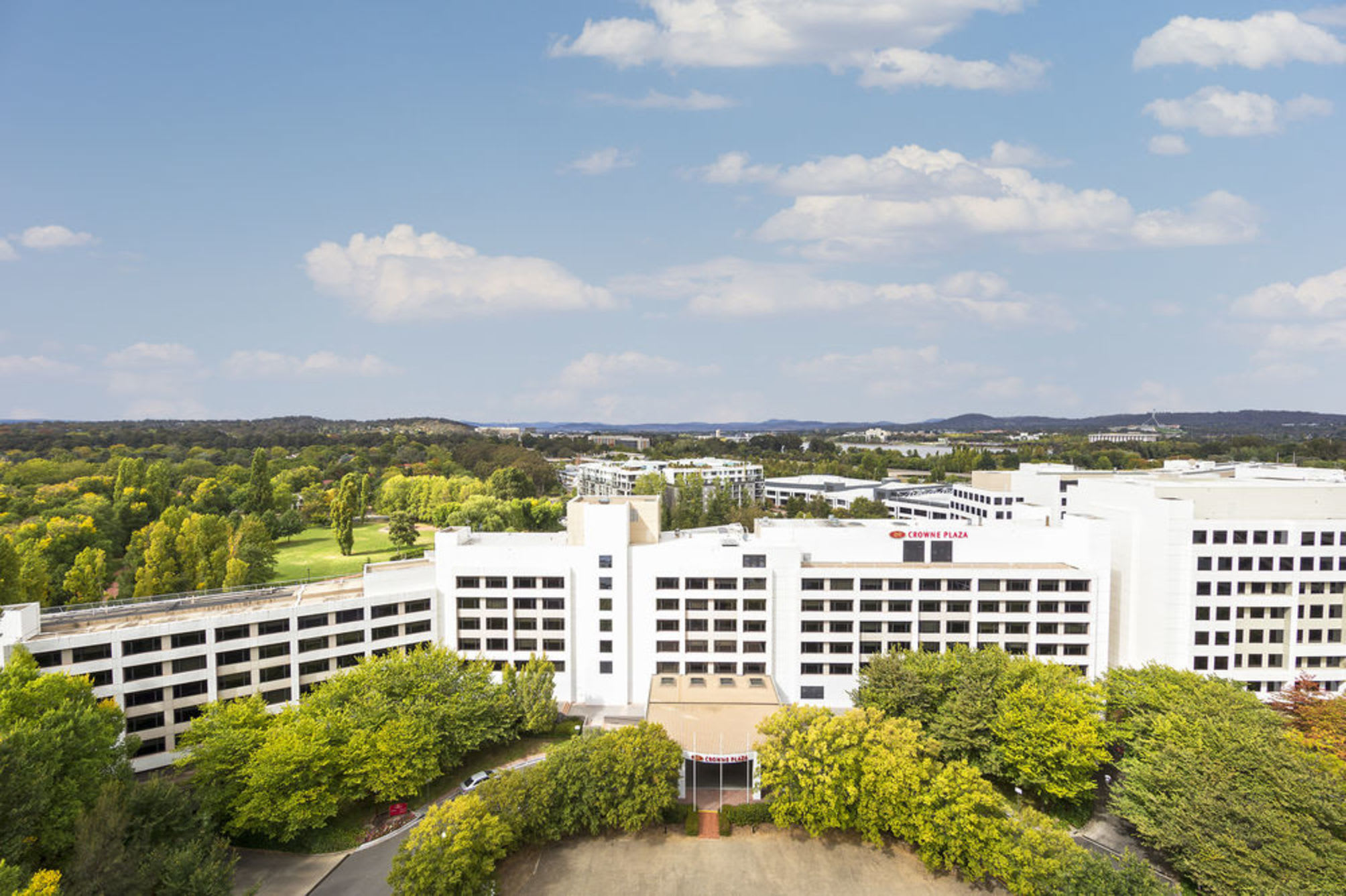 Crowne Plaza CANBERRA by IHG 3