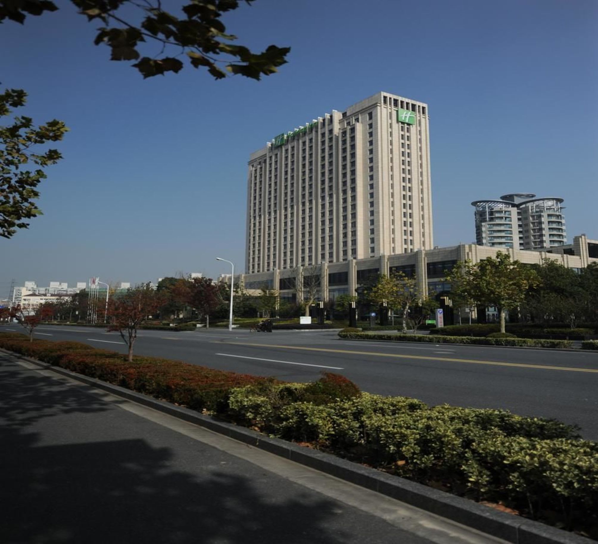 Crowne Plaza SHANGHAI JINXIU by IHG 3