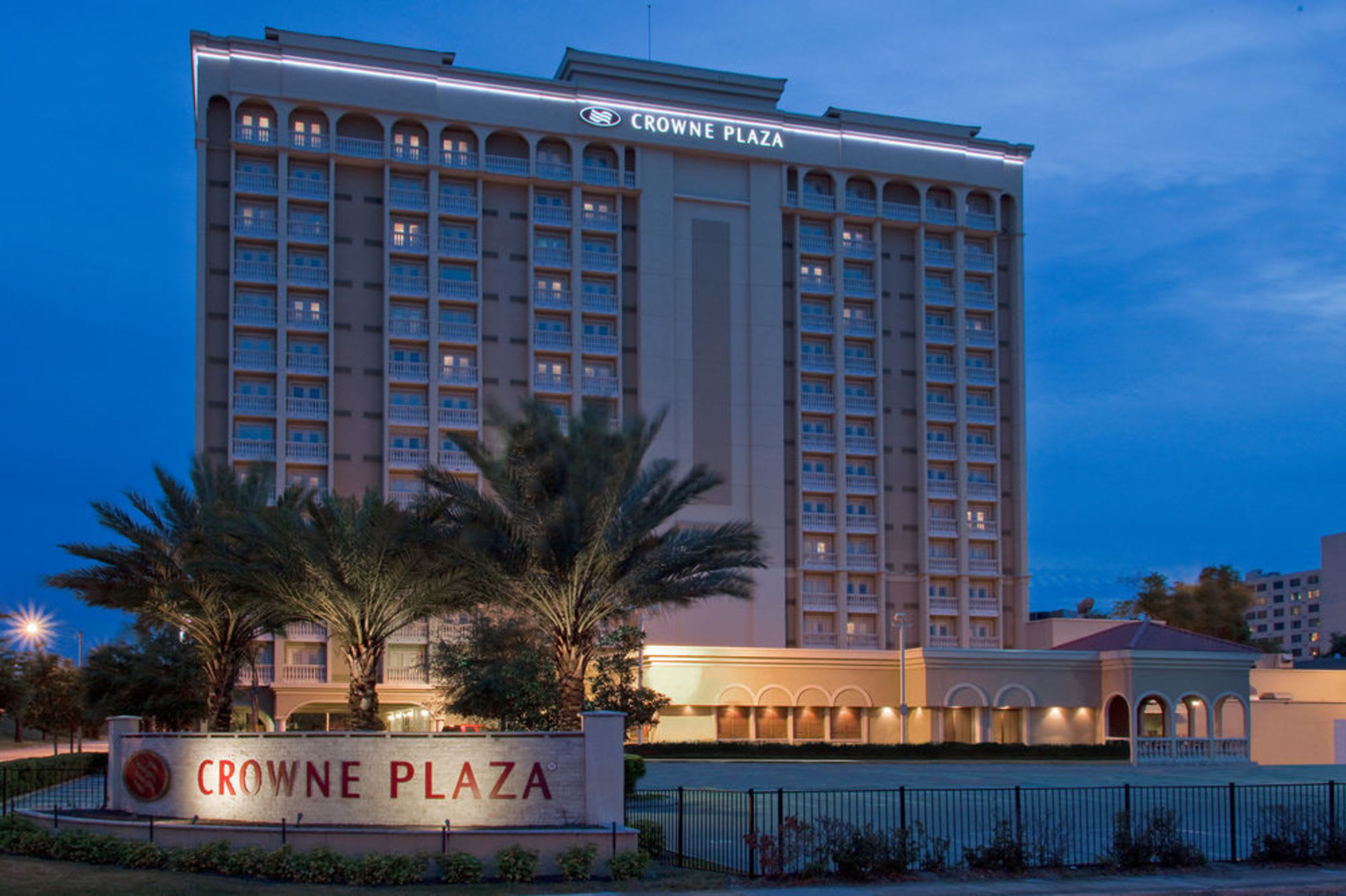 Crowne Plaza ORLANDO-DOWNTOWN by IHG 2