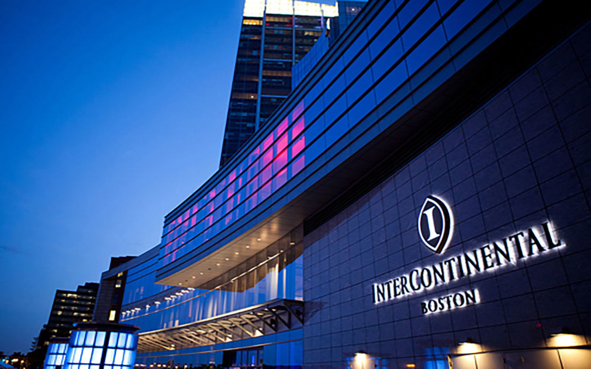 InterContinental Hotels BOSTON by IHG 3
