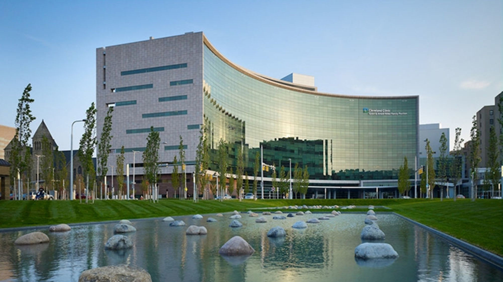 InterContinental Hotels SUITES HOTEL CLEVELAND by IHG 2
