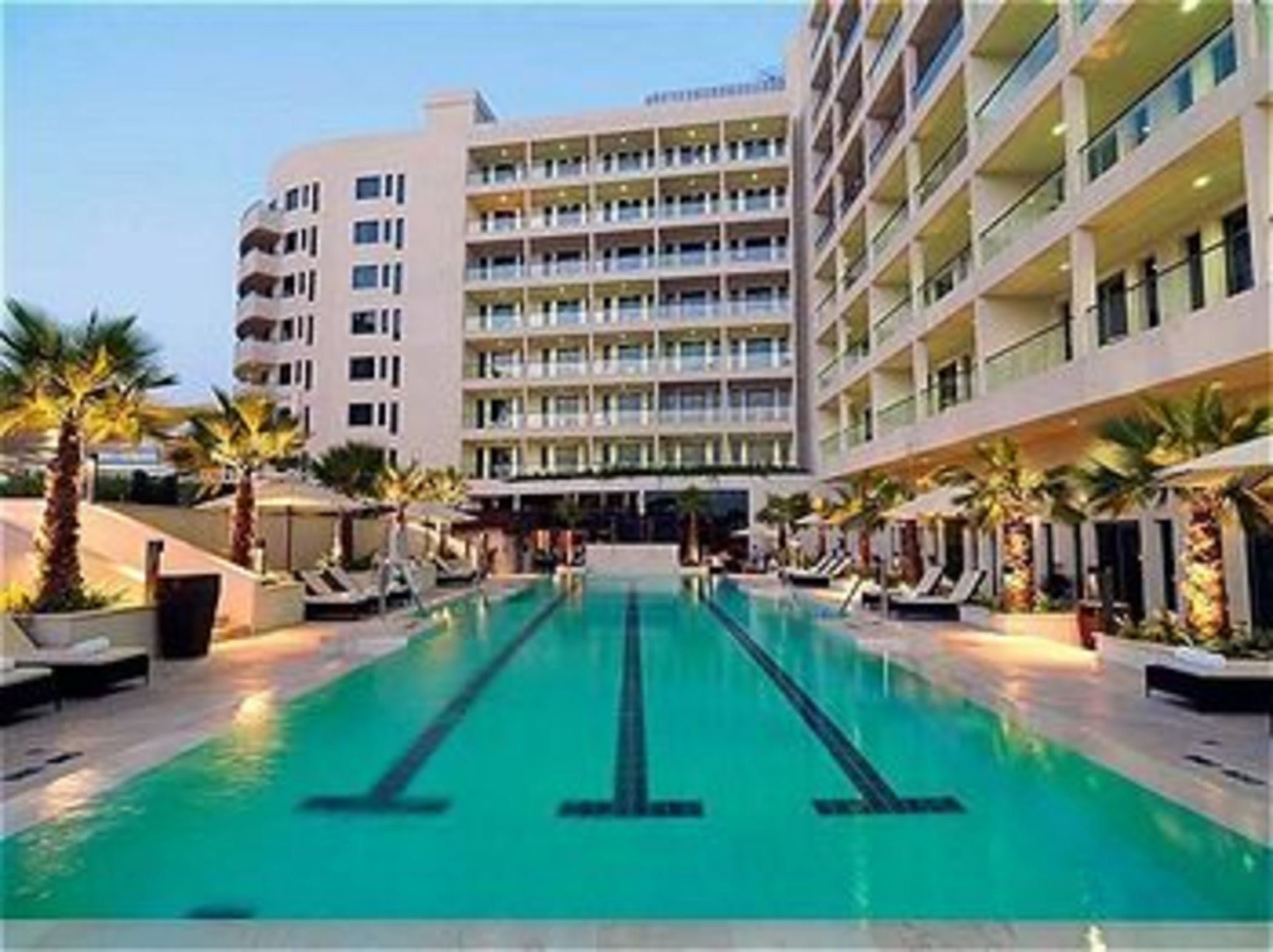 Staybridge Suites ABU DHABI - YAS ISLAND by IHG 2