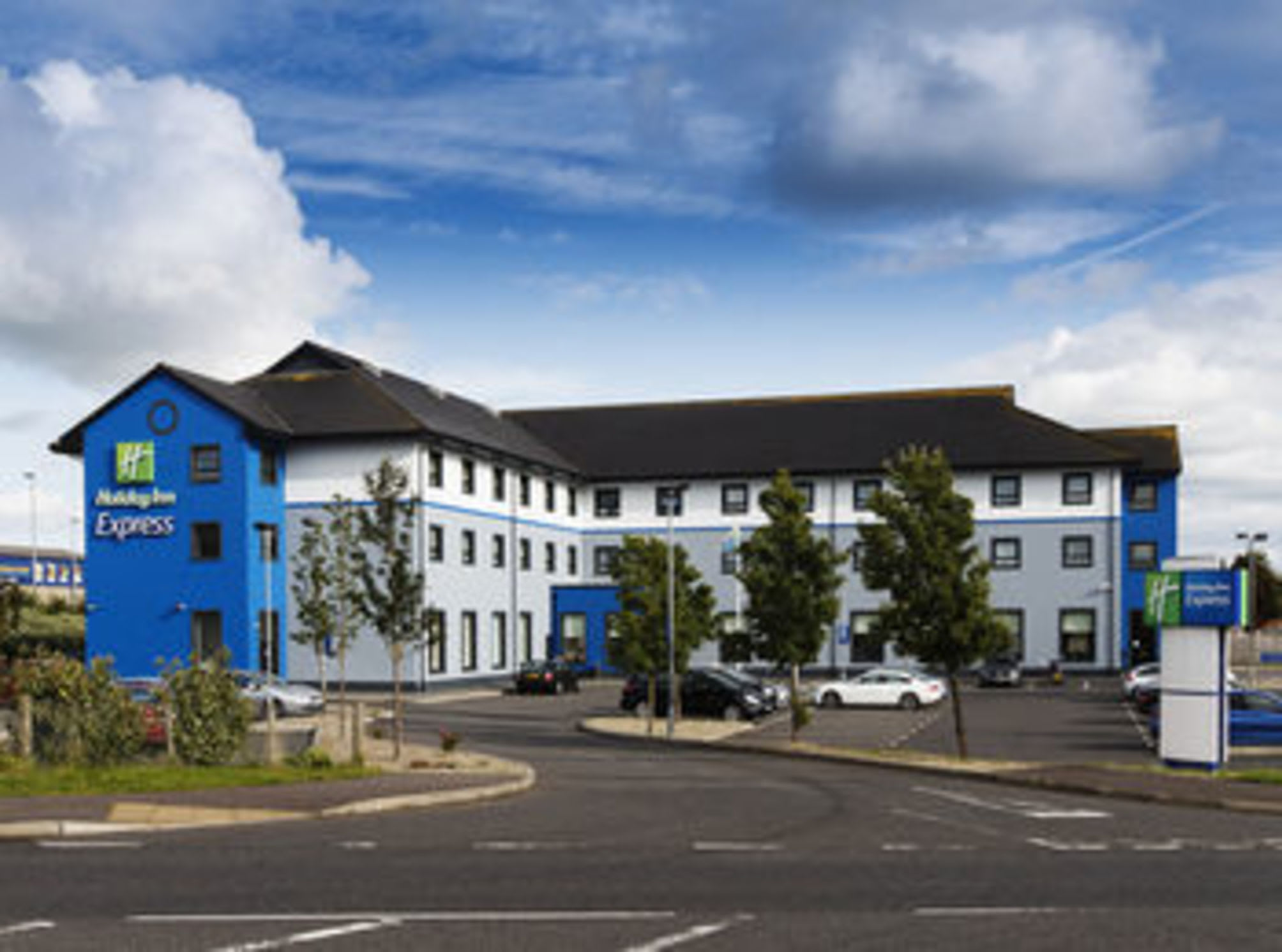 Holiday Inn Express ANTRIM - M2, JCT.1 by IHG 2