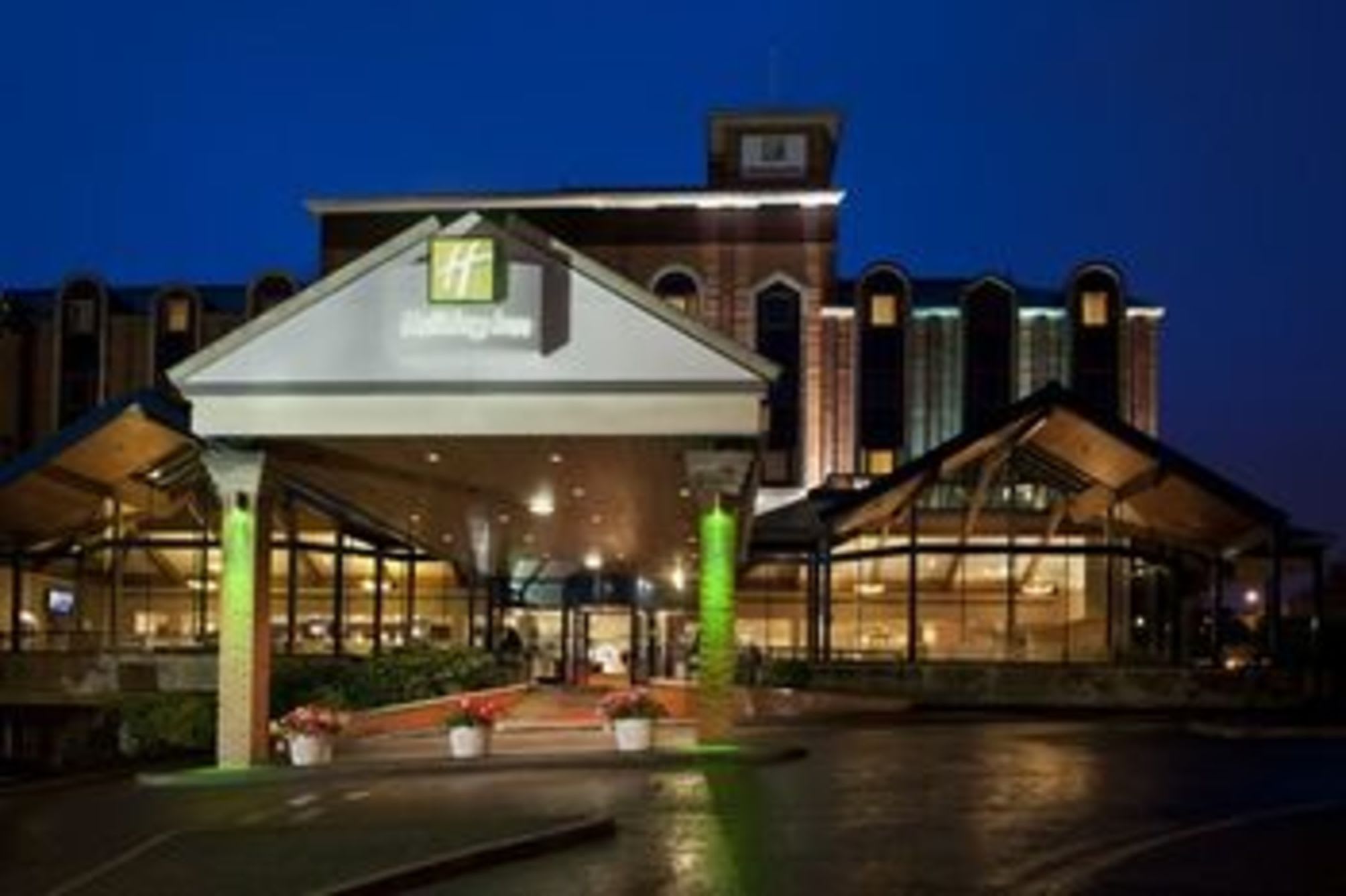 Holiday Inn BOLTON CENTRE by IHG 1