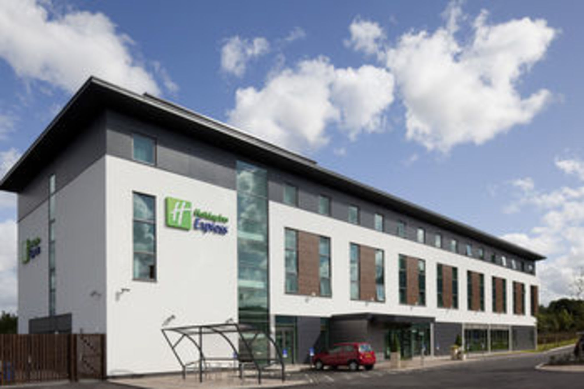 Holiday Inn Express BURNLEY M65, JCT.10 by IHG 4