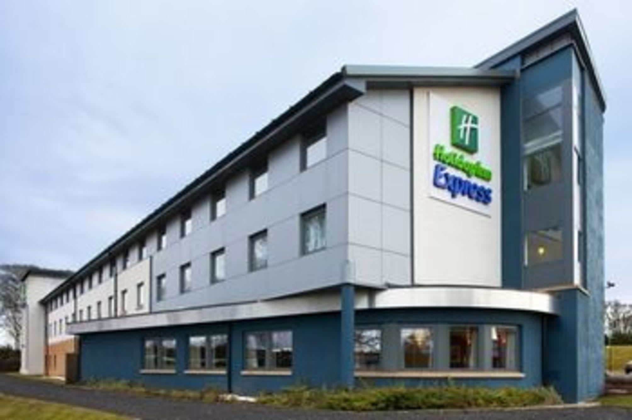 Holiday Inn Express DUNFERMLINE by IHG 1