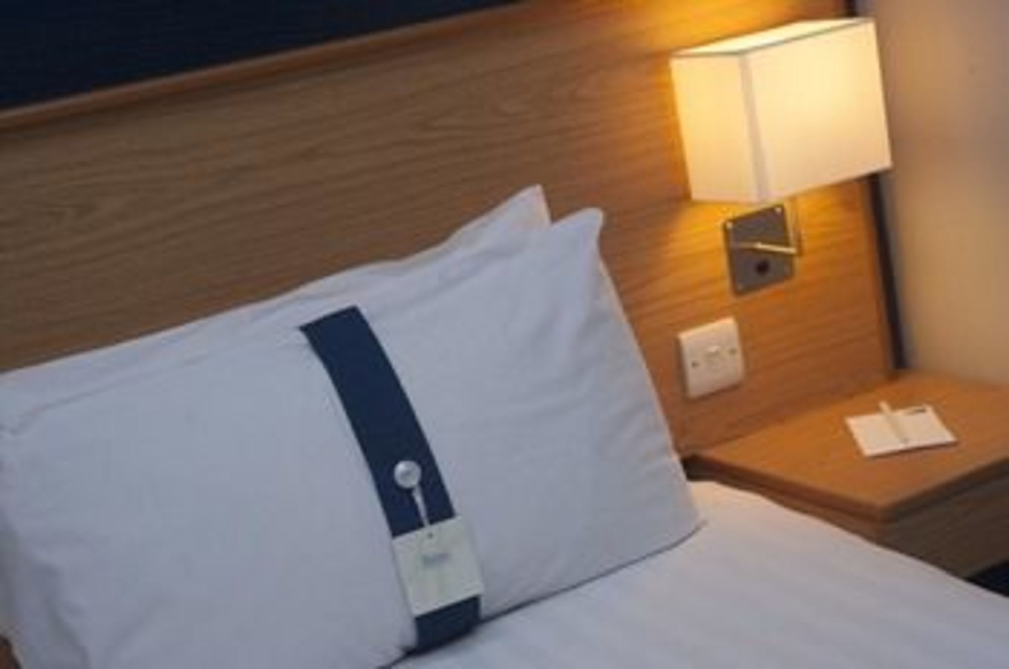 Holiday Inn Express DUNFERMLINE by IHG 3