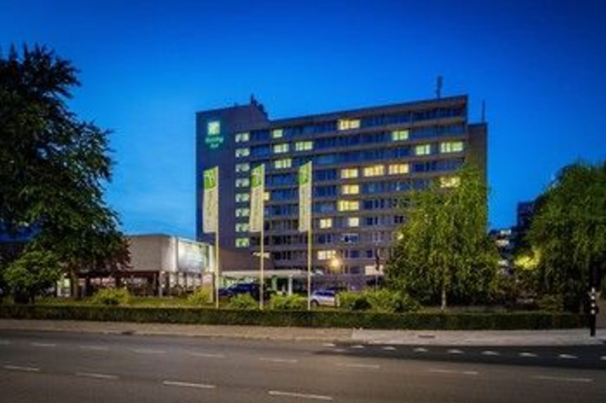 Holiday Inn EINDHOVEN by IHG 2